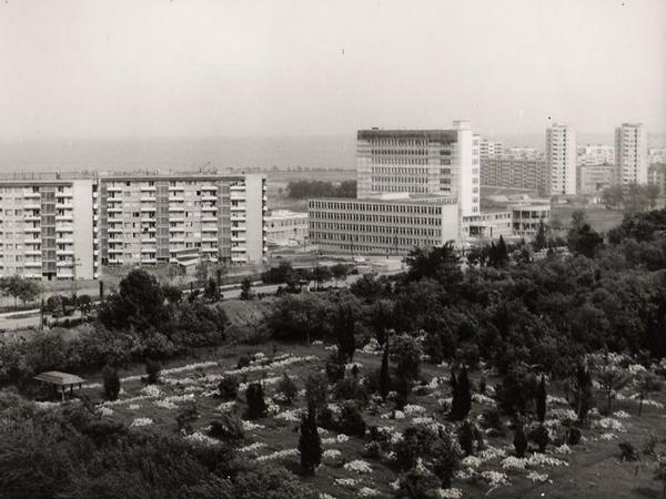 Когато парк „Изгрев” бе гробище, а ж.к.”Славейков” - гола поляна (СНИМКИ)