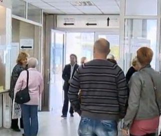 Започва изплащането на по-високите пенсии