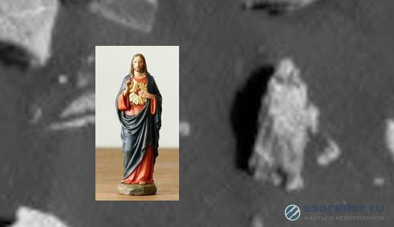 Уфолог намери статуетка на Исус Христос на Марс