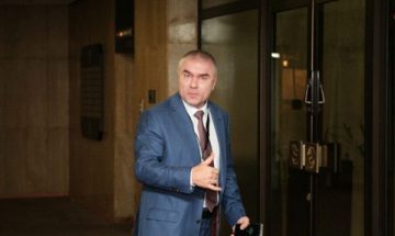 Марешки попита главния прокурор и МВР дали го пазят да не го убият