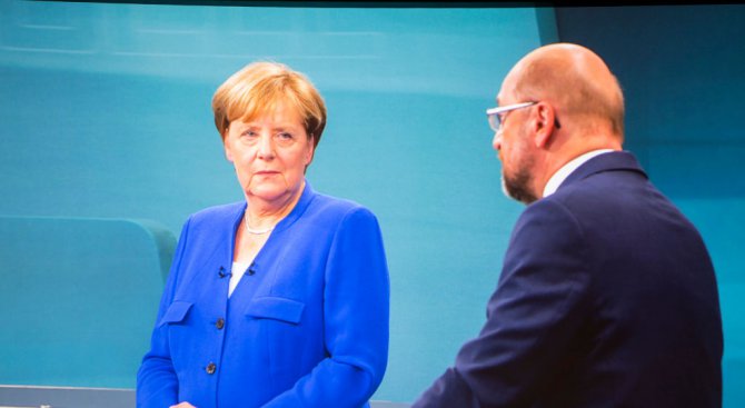 АФП: Коалиция на изгубилите се готви да води Германия