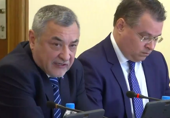 Борисов прати Симеонов да убеждава зелените: В Пирин ще има само лифт, нито чайна, нито хотел, нито тоалетна