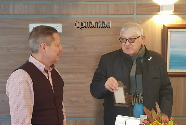 Депутатът инж. Петър Кънев поздрави Флагман.БГ за 7-ия рожден ден на сайта