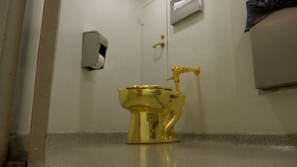 Вместо творба на Ван Гог: Музей предложи на Белия дом златна тоалетна