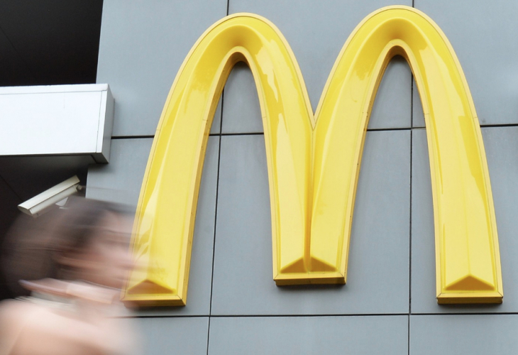 McDonald's увеличи калориите в бургерите, за да подкрепи спорта