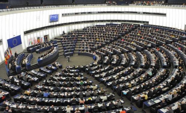 ЕС гласува намаляване на броя на евродепутатите