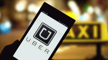 Шофьорите на Uber в Чехия ще трябва да бъдат лицензирани