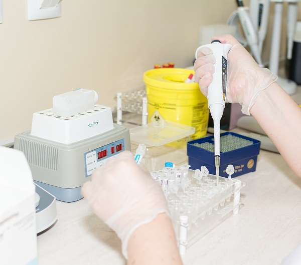 Лаборатория „ЛИНА” получи сертификат за високо качество при ДНК изследване на Хепатит B