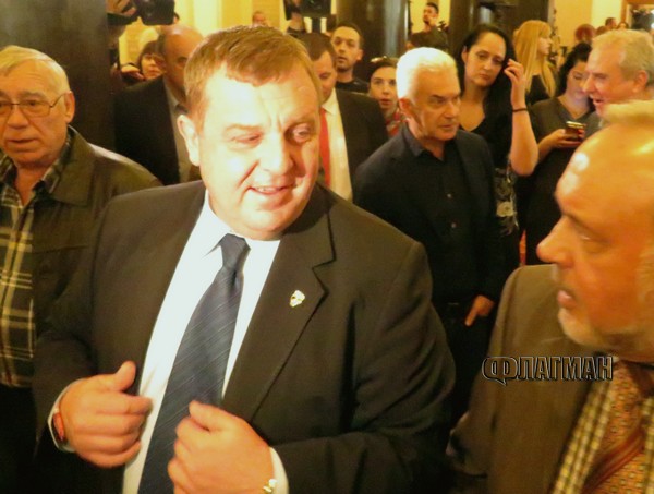 Каракачанов: Оставка на Валери Симеонов не е необходима, дали ще се извини – е негово лично решение