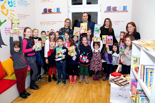 Фондация „Шанс за децата на България“ откри безплатна читалня „Малкият принц“ в Бургас