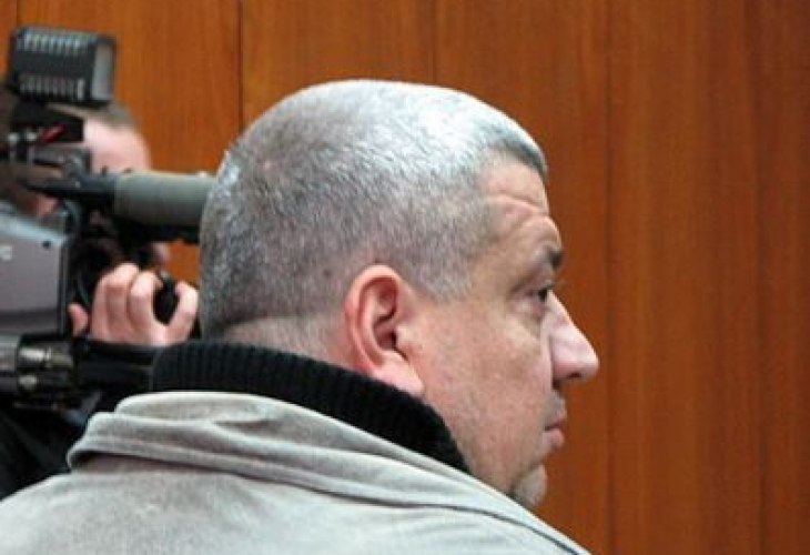 Закопчаха топ бандита Митьо Дебелия и 12 oт аверите му
