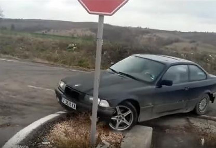 Джигитите да гледат! Мега неудачници с автомобили (ПОУЧИТЕЛНО ВИДЕО)