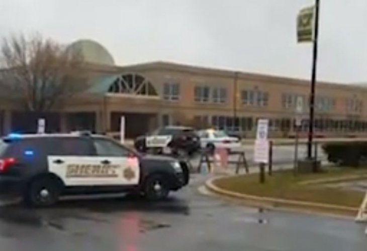 Нов ужас! Изстрели екнаха в училище, евакуират децата (ВИДЕО)