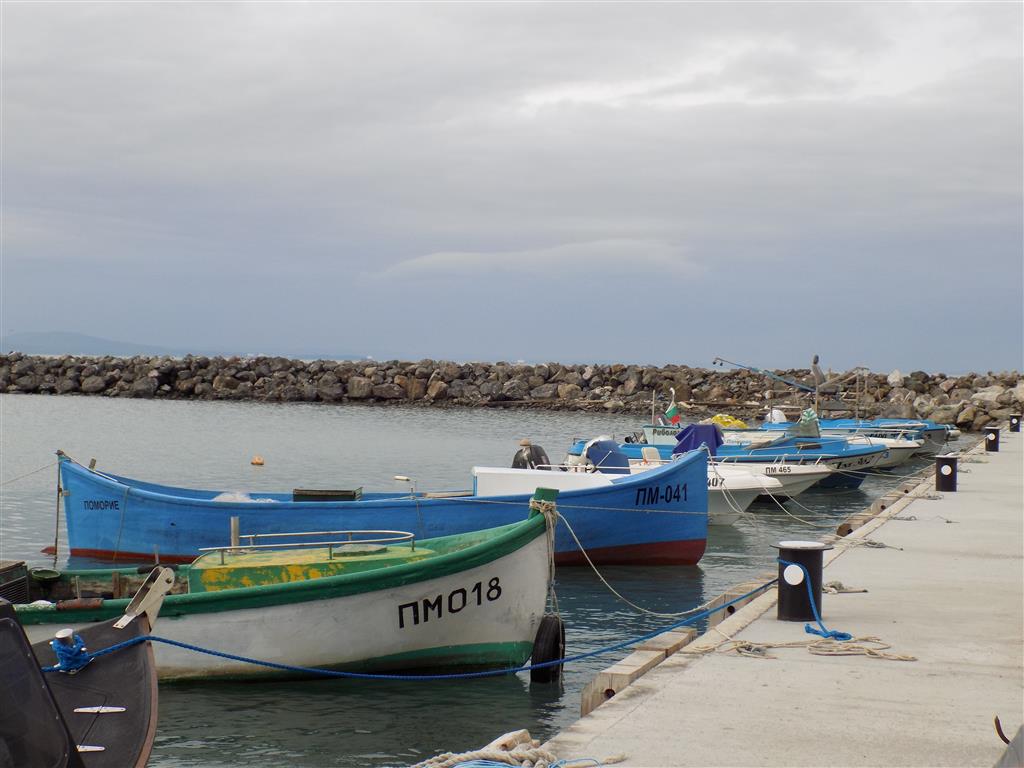 Морска администрация почна проверки на рибарите, атакуват инспектор с гнусна анонимка от Поморие