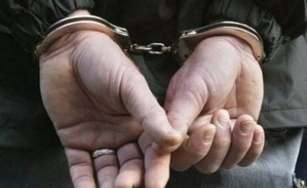 Арестуваха българин в Сърбия, криел пистолети и боеприпаси