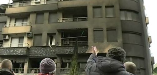 Комисия оценява щетите на изгорелия блок в Сандански