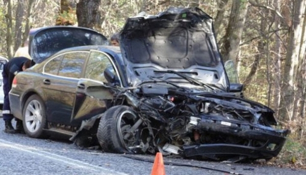 Млад шофьор уби мъж след неправилно изпреварване на магистралата, рани две жени