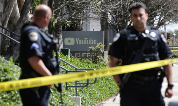Стрелбата с трима ранени в централата на You tube станала заради спрени пари