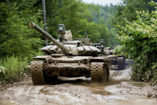 Започват да поставят климатици в руските танкове