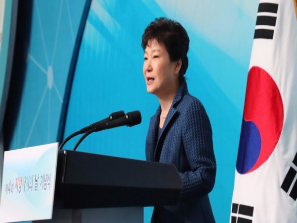 24 години затвор за първата жена президент на Южна Корея