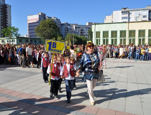 Важно за родителите! Електронната система за прием в първи клас вече е активна