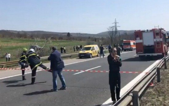 Първо във Флагман.бг! 7 пътници тръгнали от Бургас с катастрофиралия автобус, всички били в него по време на мелето