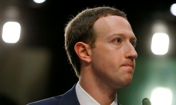 Facebook е заплашен от групов иск, ето я причината