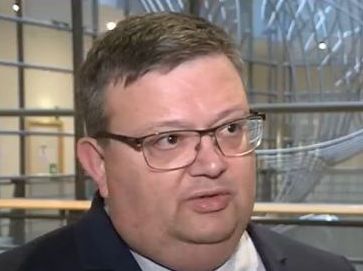 Главният прокурор: Спор няма, че арестът на Иванчева е унизителен, но законът е спазен (ВИДЕО)