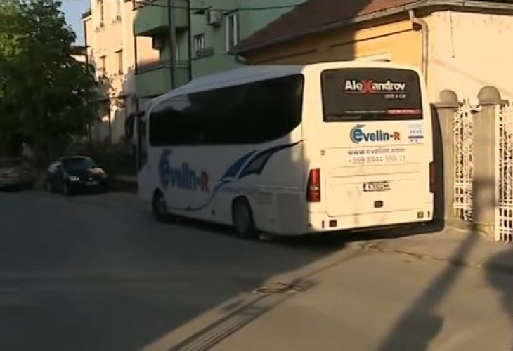 След катастрофата в Сърбия: 16 българи продължават екскурзията си, но други трима остават в болница