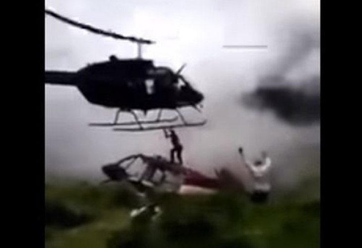 Ужасяващо ВИДЕО – мъж оцеля след падане на хеликоптер, минути по-късно загина от…