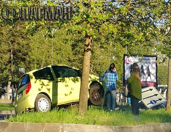 Бургазлийка предизвика безумна катастрофа, ето как паркира жълтия си Ситроен