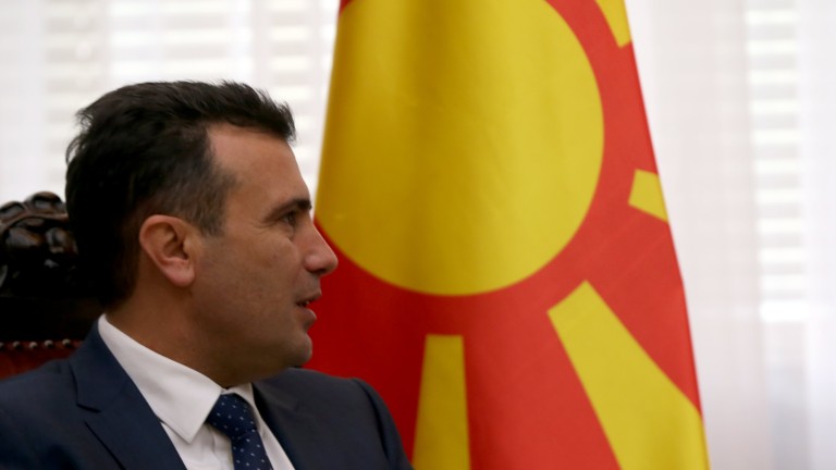 Инвестирайте в канабис, доходоносно е, призова Зоран Заев