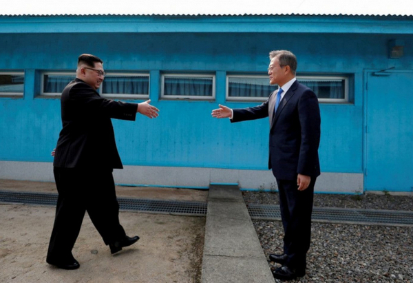 Разкриха каква неподозирана тайна крият обувките на Ким Чен Ун
