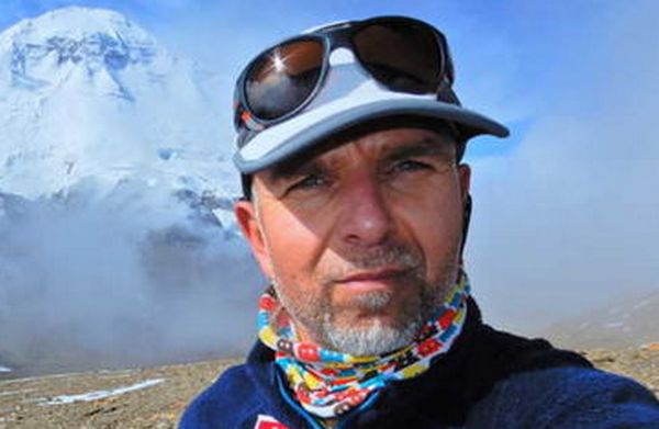 Изчезналият в Хималаите Боян Петров вчера звъннал на свой колега-алпинист