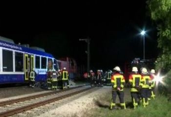Трагедия в Айхах, сблъскаха се два влака