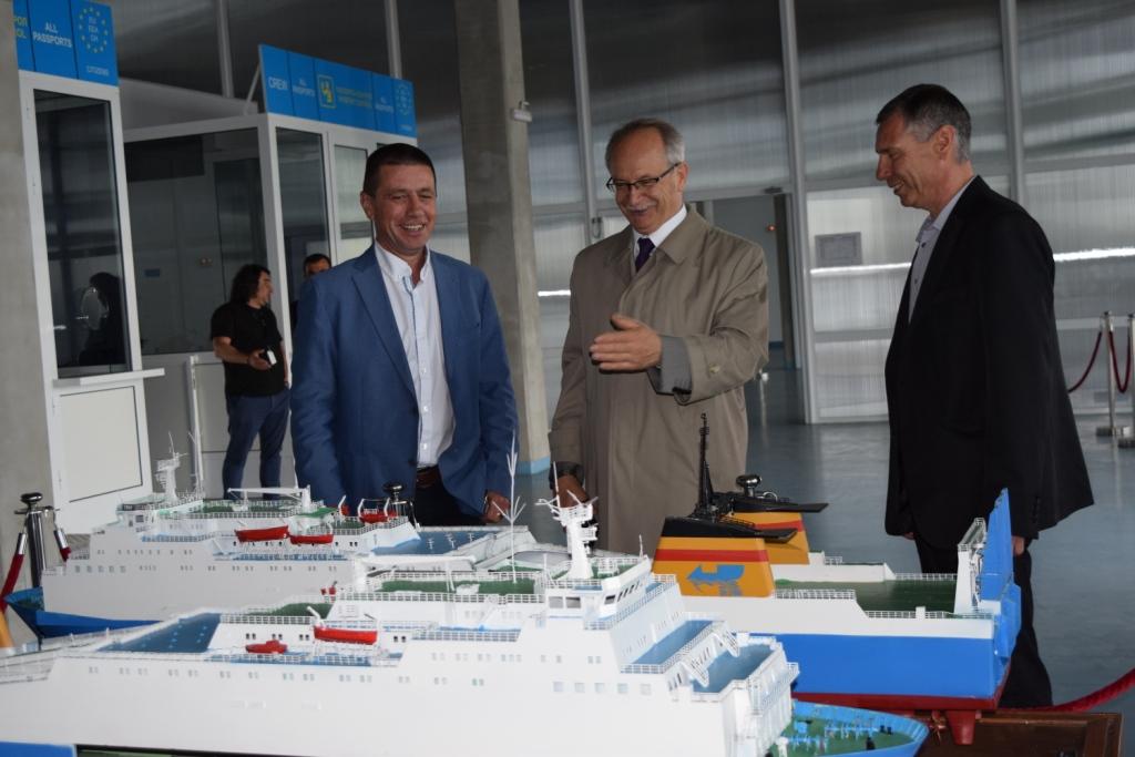 Генералният консул на Турция възхитен от Бургаското пристанище