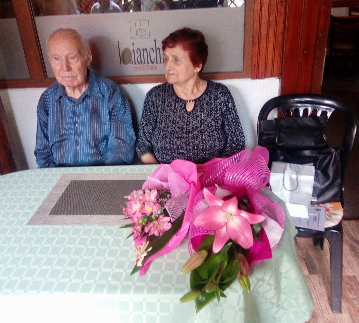 Общинският съвет на БСП – Бургас поздрави другаря Коста Димов Костов за неговия 90-годишен юбилей.