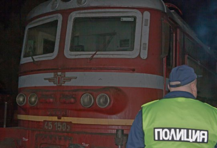 Нова драма на релсите! Влакът от София за Варна блъсна и уби човек