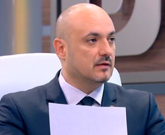Депутат разобличи Кирил Добрев: Циганите в Галиче не са станали патриоти