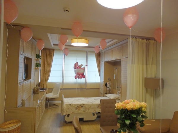 Близо 100 родилки преминаха през най-луксозната стая в родилното отделение на УМБАЛ „Дева Мария“