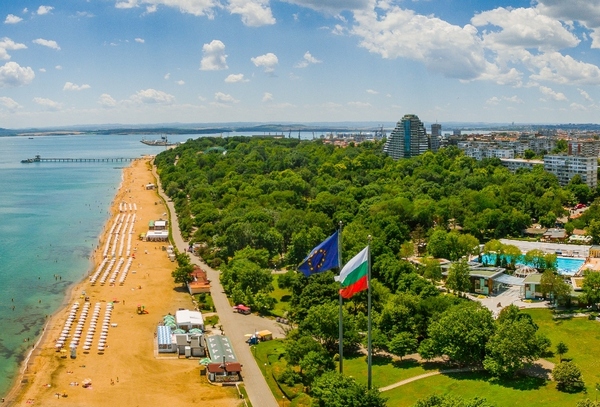 Запишете се в безплатната Лятна IT академия, срокът е до 13 юни