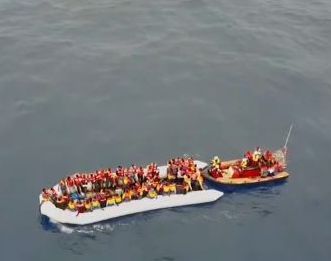 ​Браво! Малта и Италия отказаха да приемат кораб, превозващ стотици мигранти