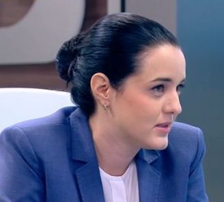Почернена майка към Калина Крумова: Не те ли е срам да вземеш 500 000 лева без да си експерт? (ВИДЕО)