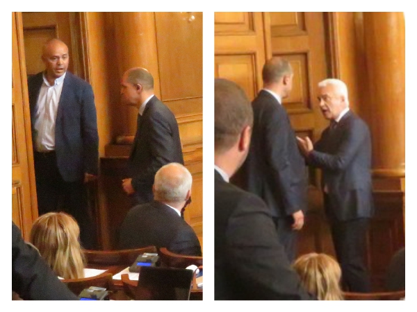 Хаос в парламента: Обиждат Георги Свиленски на бастун, Сидеров скача на квестор (снимки)
