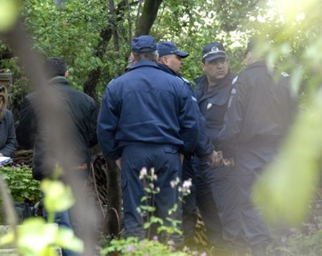 Кървава драма в Кубрат! Мъж уби любимата си и се обеси