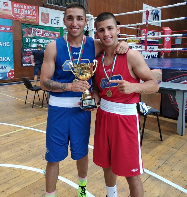 Триумф на бургаския бокс за купа България за младежи