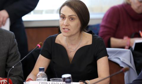 Гинка поиска от КЗК ускорено да придобие активите на ЧЕЗ България