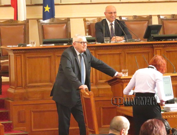 Бургаски депутат с претенции към антимонополния регулатор заради картелите и нагласените търгове