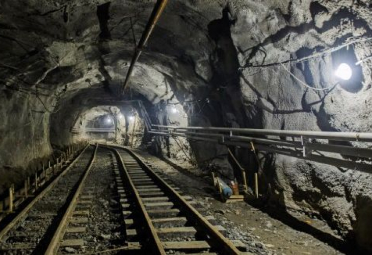 Трагедия! Таван на рудник се срути и уби работник