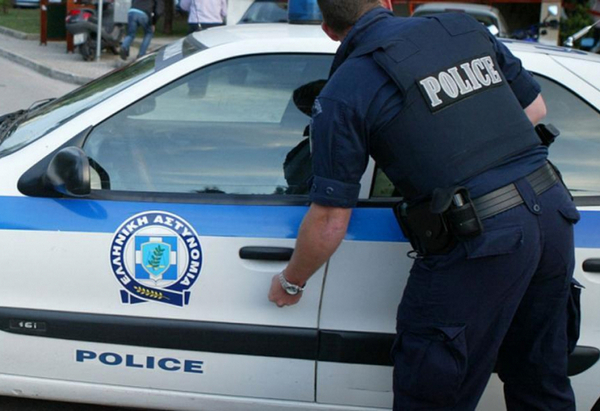 Гореща българска връзка напипаха гръцки ченгета в схема за трафик на оръжие